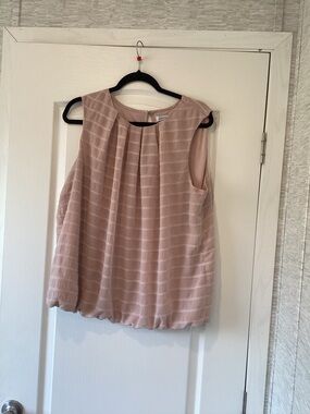 Liz Claiborne Blush Pink Sleeveless Pleated Front Top 2XL EUC